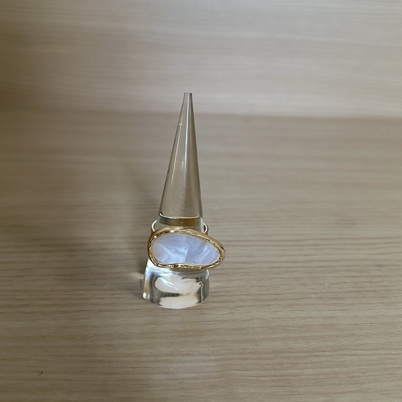 Express Gold Ring 8 - Picture 6 of 11